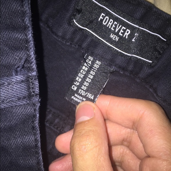 Forever 21 Black Skinny Ripped Moto Pants - Picture 2 of 2